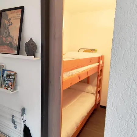 Апартаменты Esquieze-sere Люс-Сен-Совёр